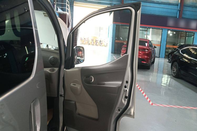 Used Nissan NV200 2018 1.6L CVT Luxury Model
