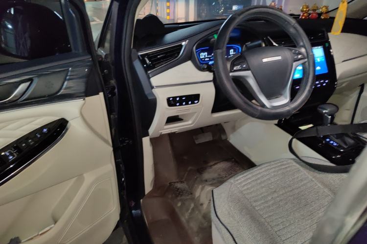 Used Oshan Cosmos 2019 1.5T Automatic Flagship Version China VI Standard
