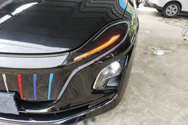 Used Hongqi E-QM5 2021 Online Booking Charging Basic Edition 4 Seats
