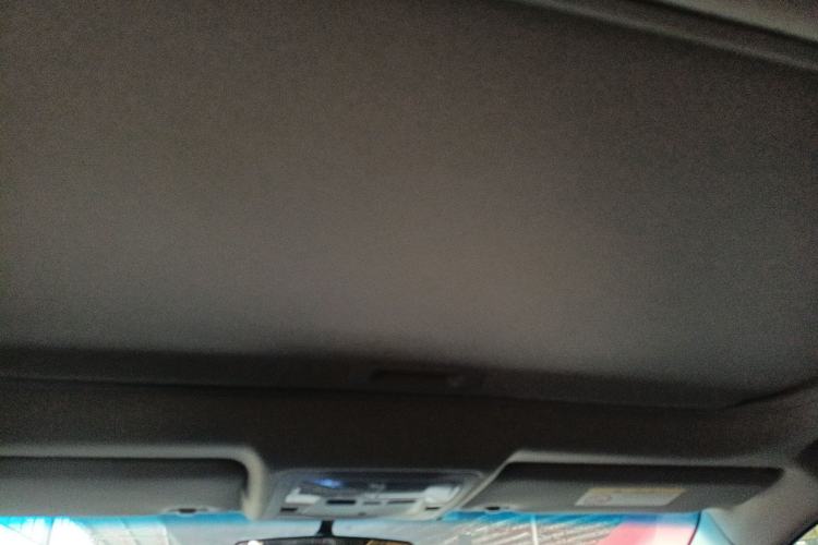 Used Toyota Camry 2016 Dual-Engine 2.5 HG 10th Anniversary Deluxe Navigation Edition
