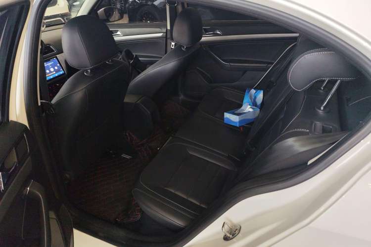 Used Volkswagen Lavida 2017 1.6L Automatic Comfort Edition