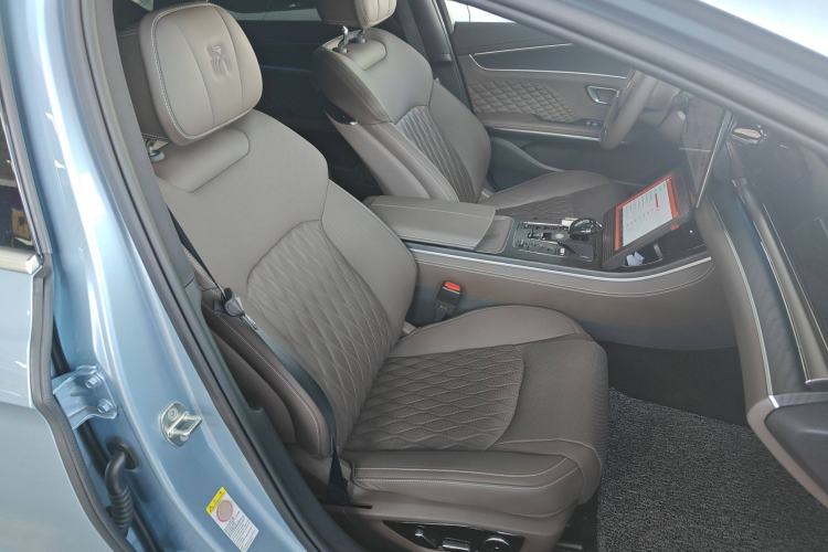 Used BYD Han 2023 DM-i Champion Edition 121KM Prestige Model
