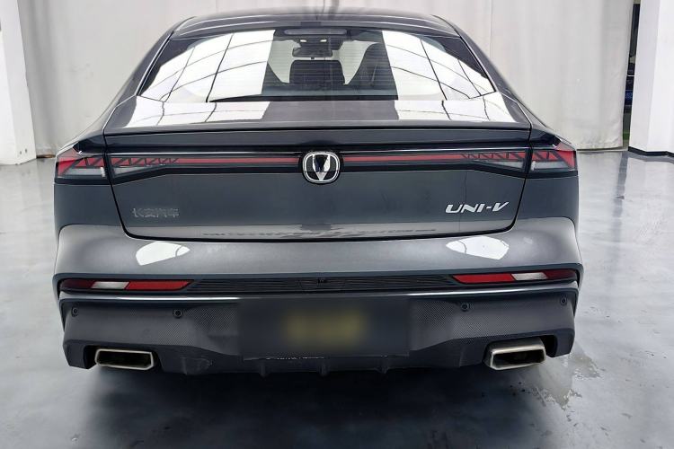 Used Changan UNI-V 2024 1.5T Prestige Edition
