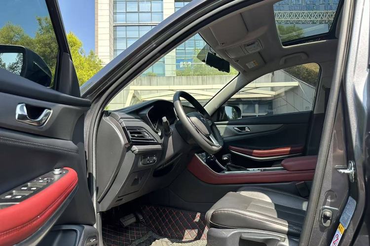 Used Changan CS75 2022 Blue Whale Edition 1.5T DCT Luxury Model
