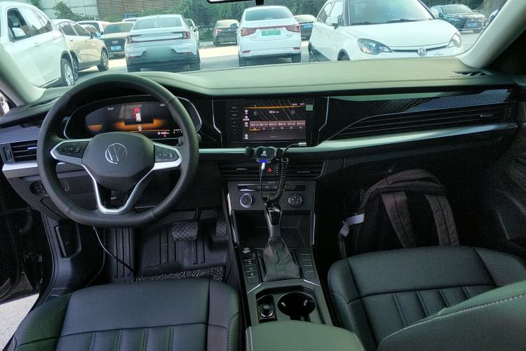 Used Volkswagen Passat 2024 280TSI Business Edition
