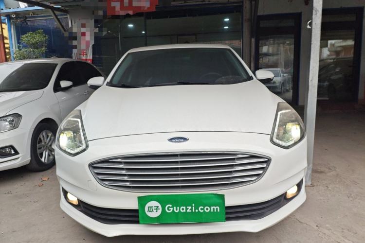 Used Ford Escort 2019 Revised Version 1.5L Automatic Enjoyment Type China VI Standard