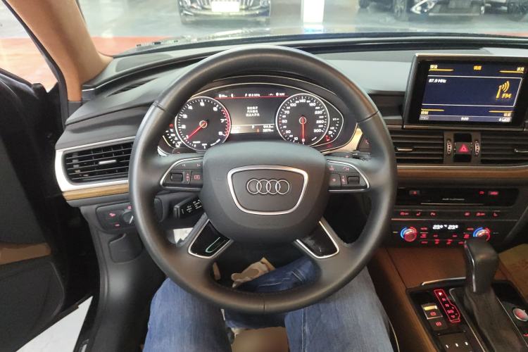 Used Audi A6L 2018 30th Anniversary Edition 30 FSI Style Model
