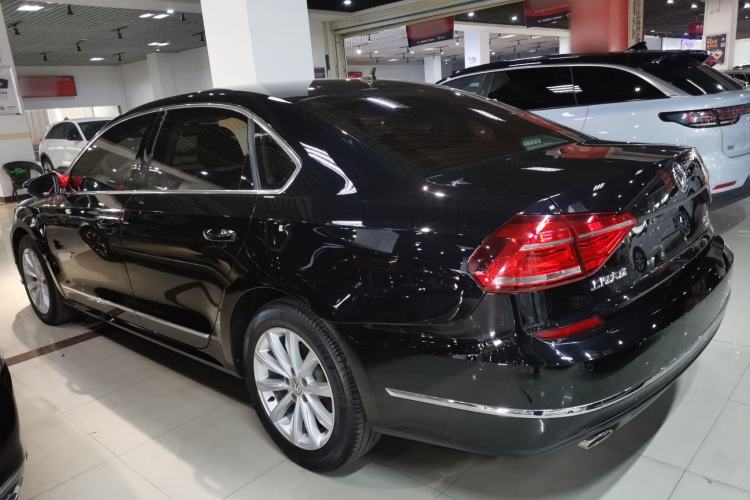Used Volkswagen Passat 2017 330TSI DSG Luxury Edition