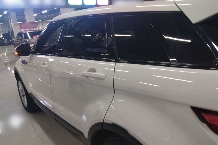 Used Land Rover Range Rover Evoque 2018 200PS PURE New Fashion Edition