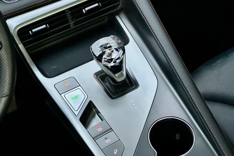 Used Roewe RX5 New Energy 2023 eRX5 Super Hybrid Premium Edition
