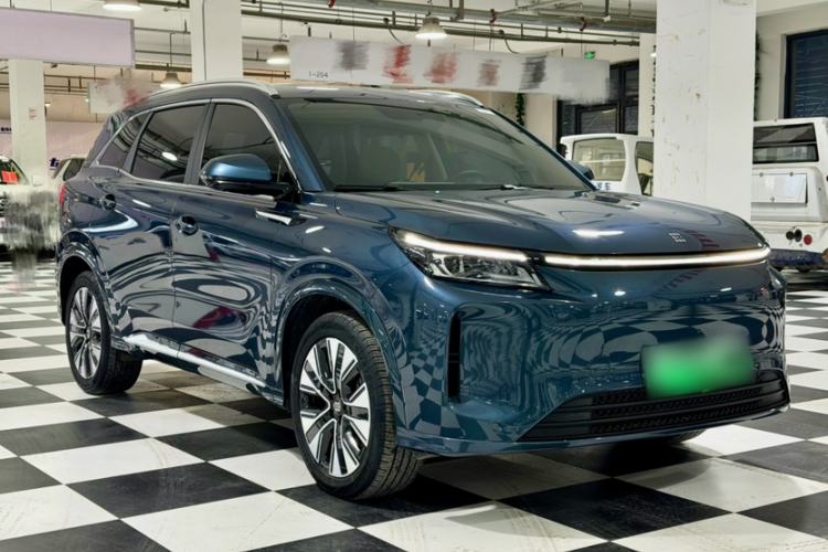 Used  E5 PLUS 2025 165 km Long-Range Version PLUS 5-Seater
