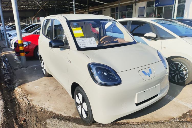 Used Wuling Hongguang MINIEV 2025 Four-Door Version Advanced Edition
