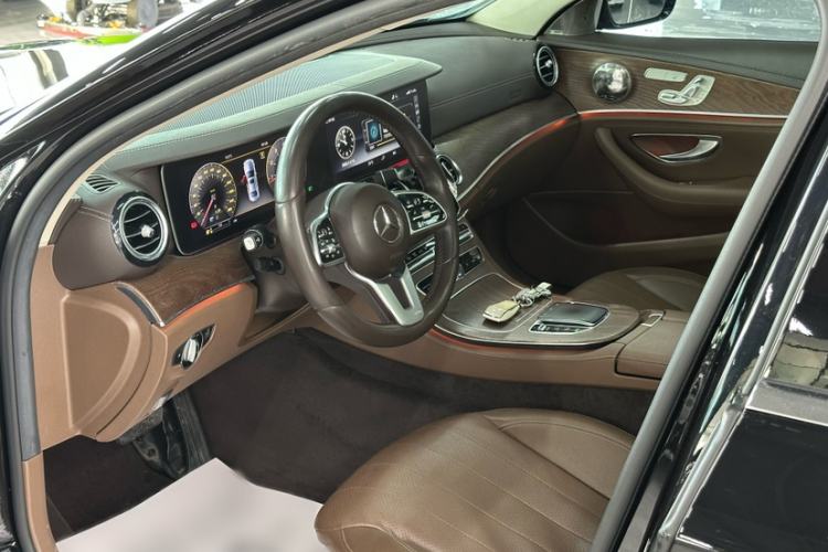 Used Mercedes-Benz E-Class 2019 Facelifted E 300 L Stylish Version
