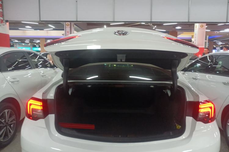 Used Buick Regal 2019 Revised 20T Luxury Version China VI Standard
