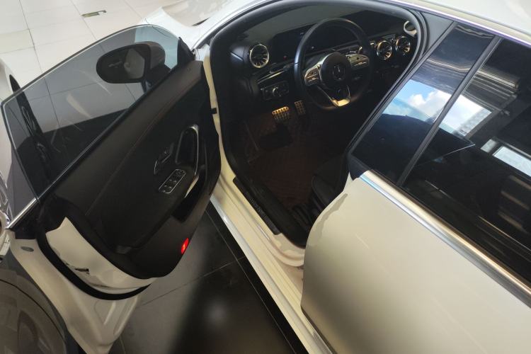 Used Mercedes-Benz CLA 2022-Year Updated CLA 200
