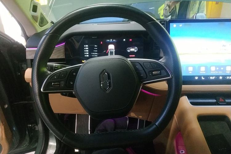 Used Hima AITO M5 2022 Extended-Range Four-Wheel Drive Performance Version
