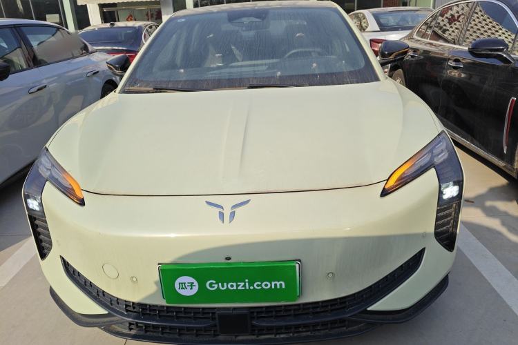 Used Hongqi EH7 2024 690 Pro
