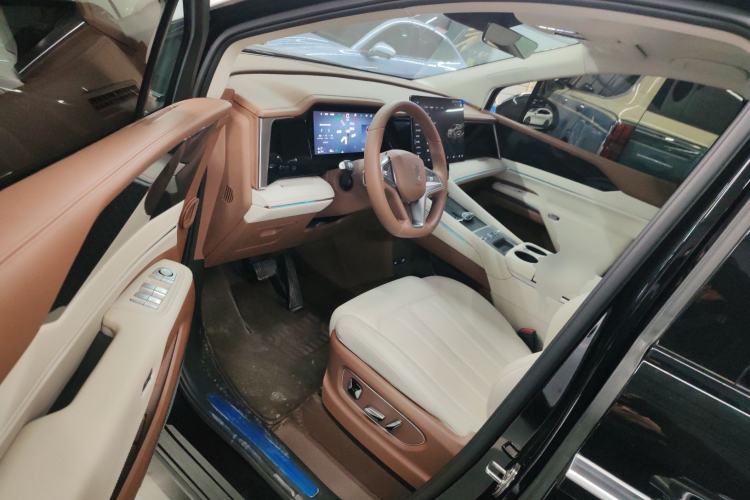 Used BYD Xia 2025 DM-i 1.5T 100km Supreme Edition
