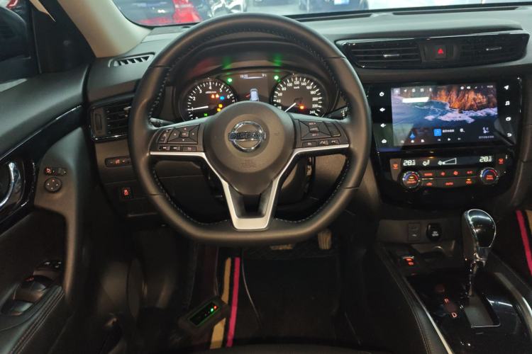 Used Nissan X-Trail 2022 Revised Version 2.0L Two-Wheel Drive Smart Connect Premium Edition
