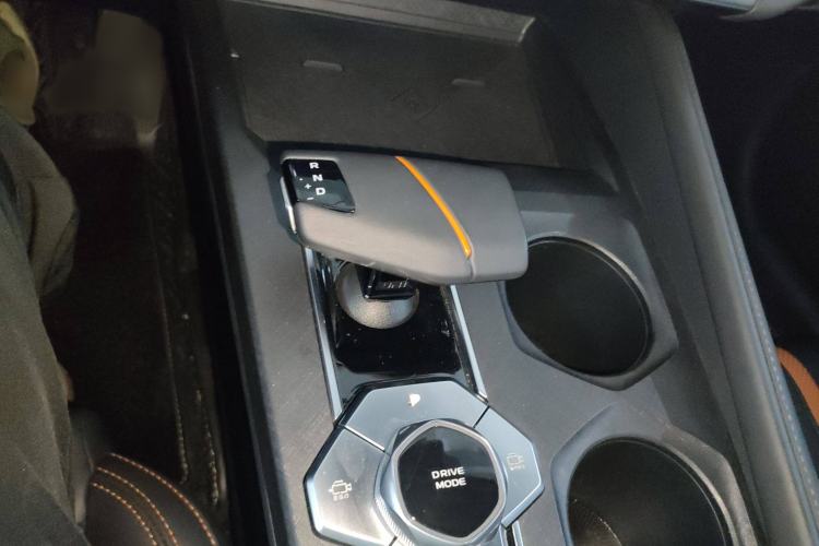 Used Changan UNI-V 2024 1.5T Prestige Edition
