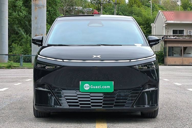 Used XPeng X9 2024 702 Ultra-Long Range Pro
