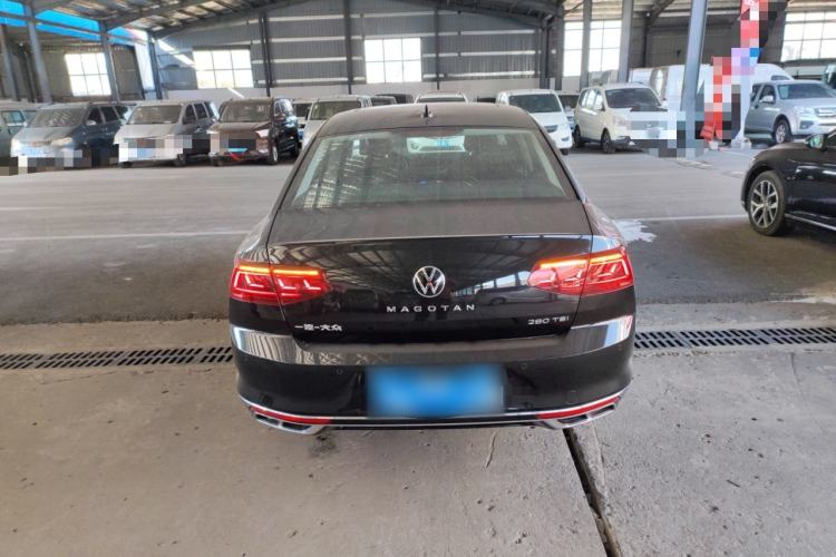 Used Volkswagen Magotan 2025 Zhongxiang Version 280TSI DSG Comfort Edition

