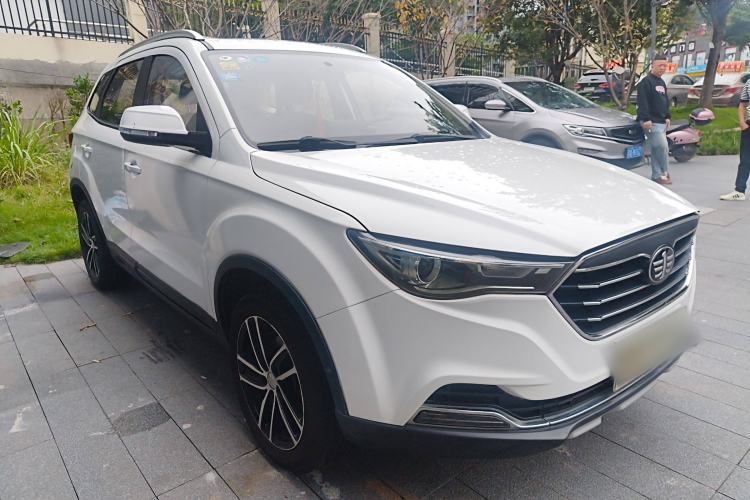 Used Bestune X40 2017 1.6L Automatic Luxury Model
