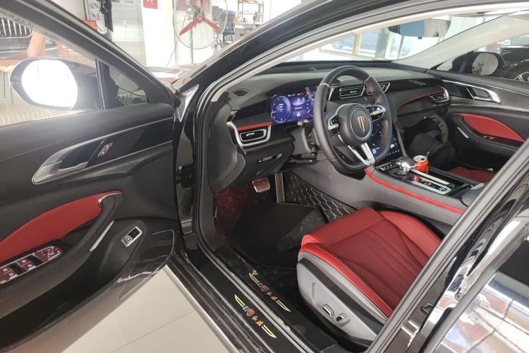 Used Hongqi H6 2024 2.0T ZhiMei Edition