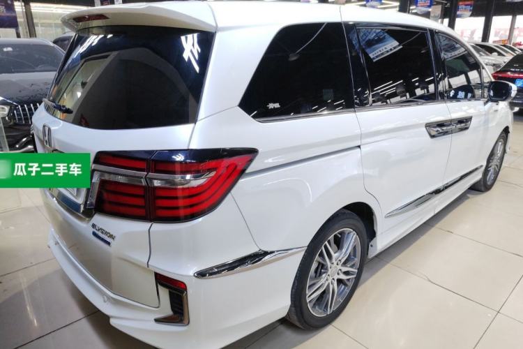 Used Honda Elysion 2019 2.0L Hybrid Supreme Edition
