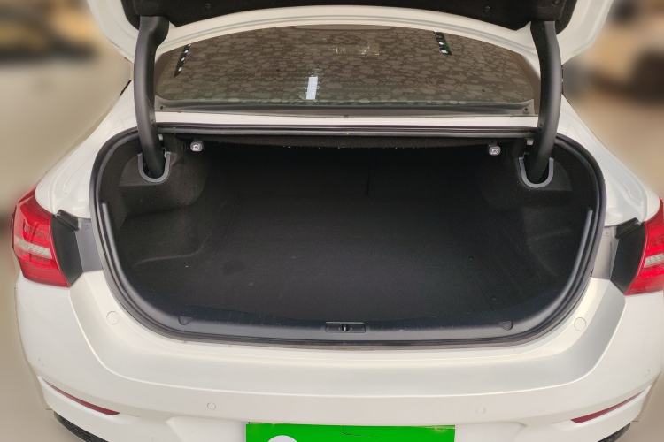 Used Hongqi H5 2019 30TD Smart Connect Enjoy Edition
