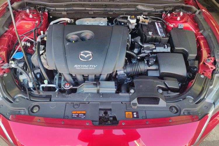 Used Mazda Atenza 2017 2.0L Blue Sky Luxury Edition
