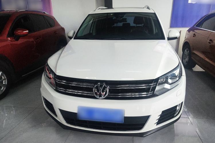 Used Volkswagen Tiguan 2015 1.8TSI Automatic All-Wheel-Drive Luxury Model
