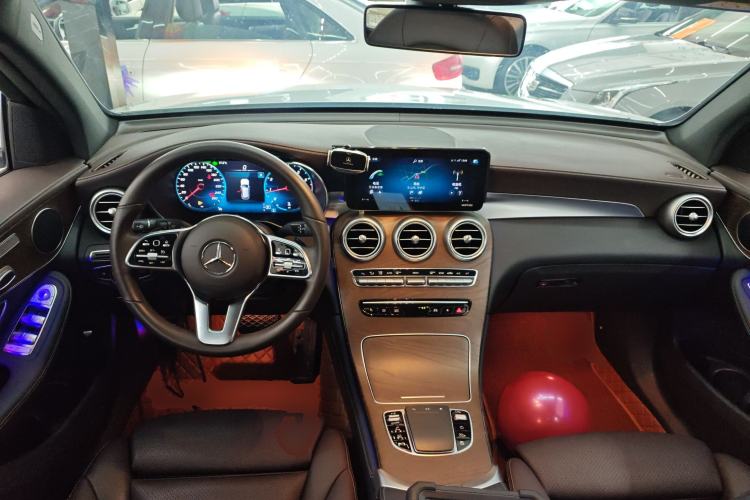 Used Mercedes-Benz GLC 2020 GLC 260 L 4MATIC Luxury Model