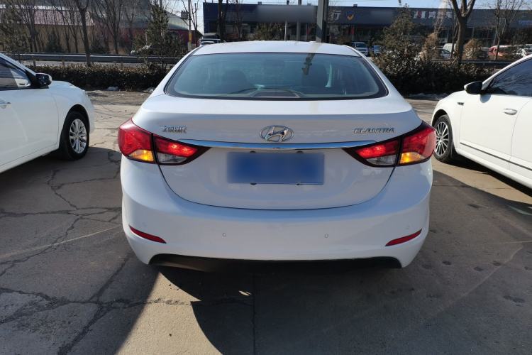 Used Hyundai Elantra 2016 1.6L Automatic Smart Version
