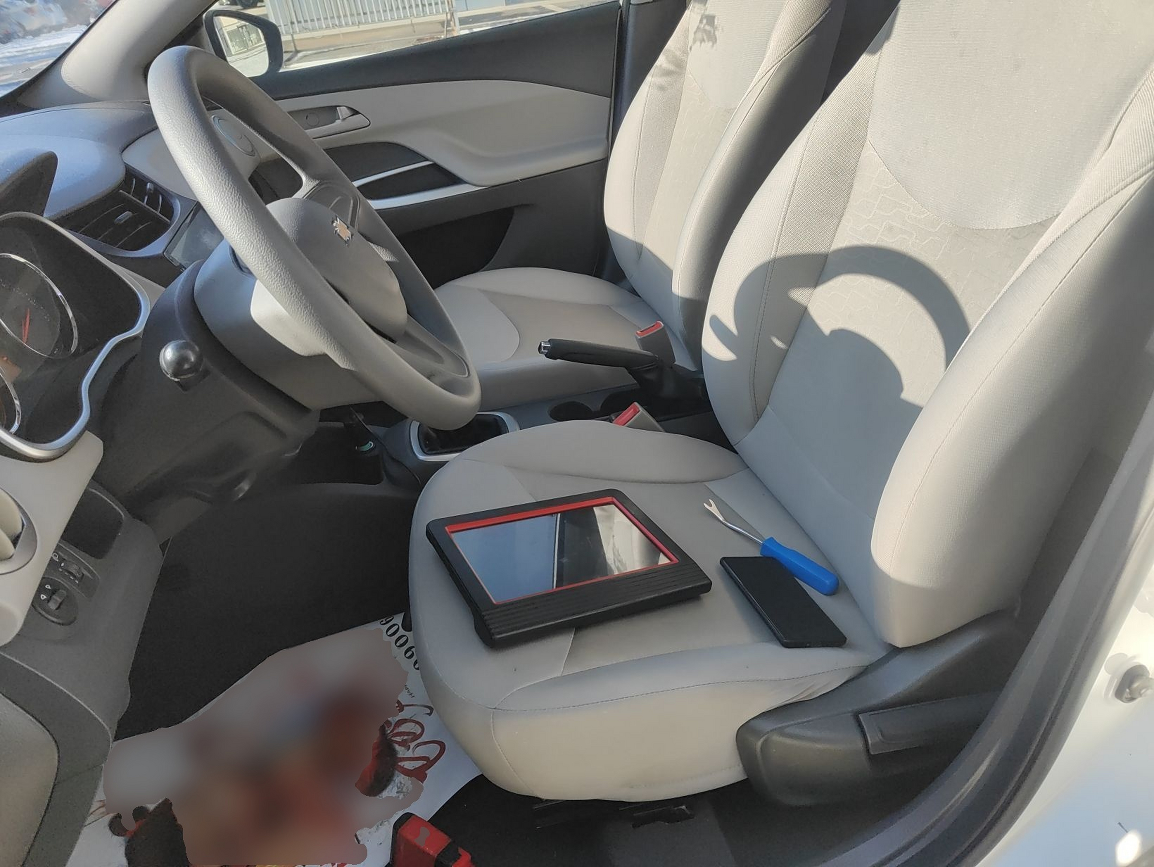 Переднее сиденье в автомобиле