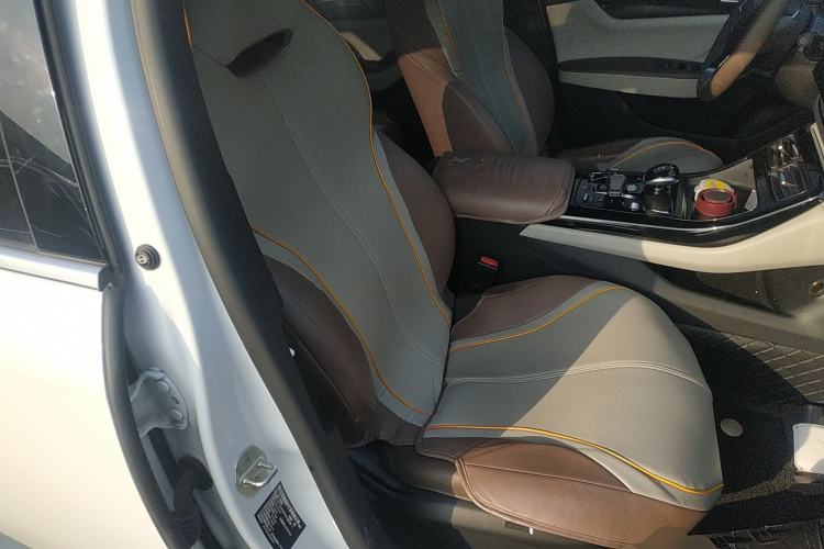 Used BYD Qin PLUS 2024 HONOR Edition DM-i 55KM Leading Model
