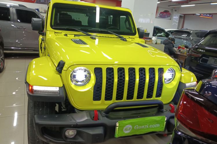 Used  Wrangler New Energy 2022 Four-Door 2.0T 4xe Sahara Fluorescent Yellow Limited Edition
