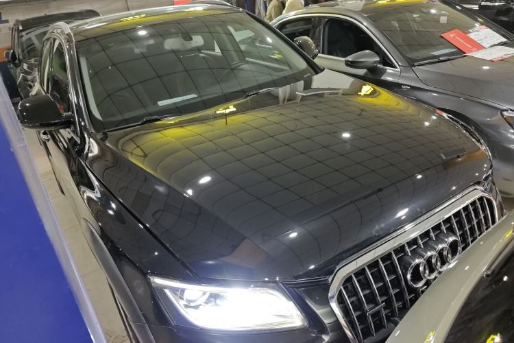 Used Audi Q5 2017 Plus 40 TFSI Technology Model