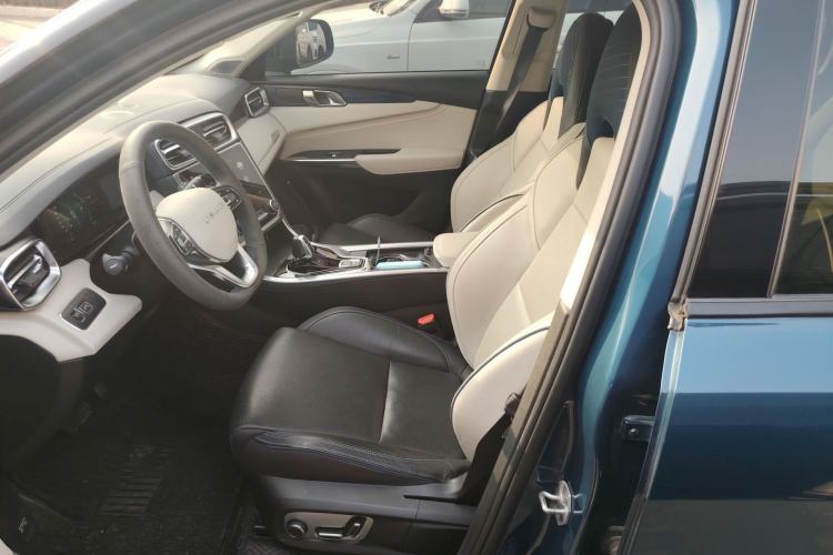 Used Lynk & Co 01 2019 2.0T Two-Wheel Drive Zhaopu Version China VI Standard
