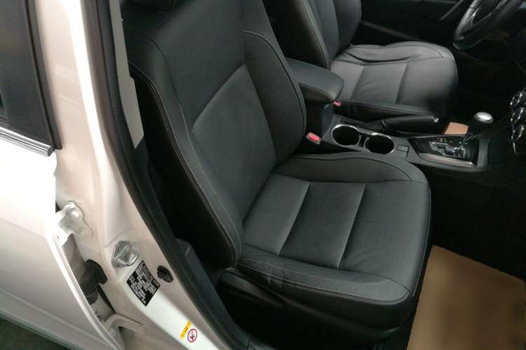 Used Toyota Corolla 2014 1.6L CVT GL-i Leather Edition