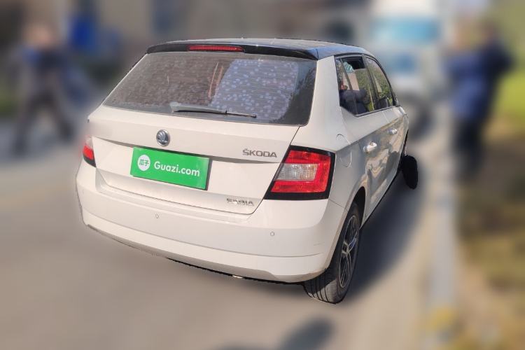 Used Skoda Fabia 2015 1.6L Automatic Chuanxing Edition
