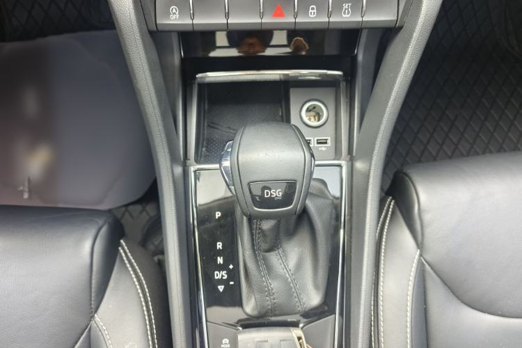 Used Skoda Kodiaq 2018 Facelifted TSI330 5-Seater Two-Wheel-Drive Luxury Enjoyment Edition
