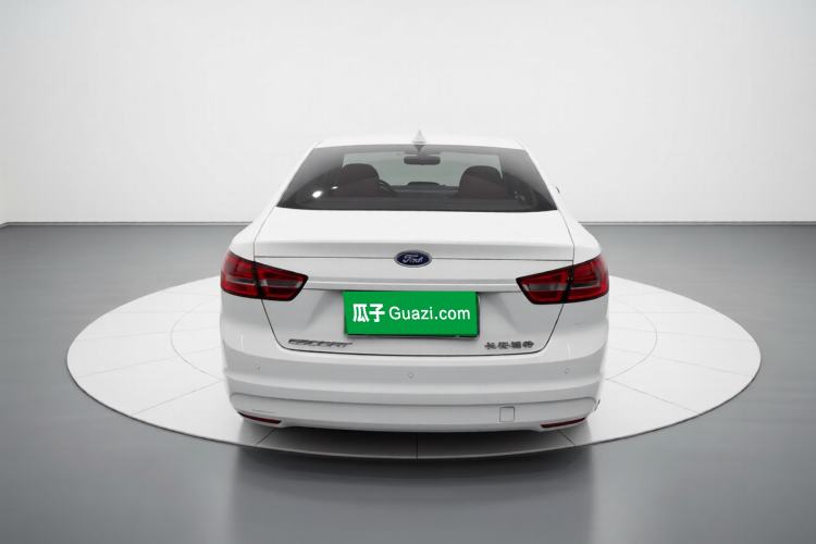 Used Ford Escort 2015 1.5L Automatic Comfort Model
