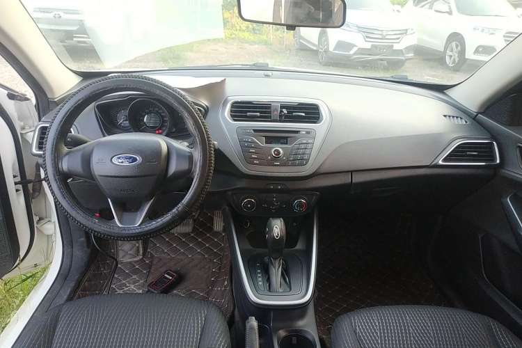 Used Ford Escort 2019 Revised 1.5L Automatic ZhiXiang Version (Tire Pressure Monitoring) China VI Standard
