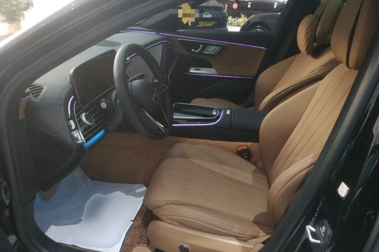 Used Mercedes-Benz E-Class 2025-Year Facelift E 260 L
