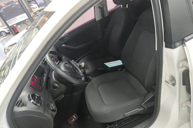 Used Volkswagen Jetta 2017 1.5L Manual Fashion Edition