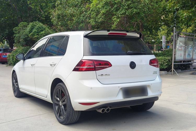 Used Volkswagen Golf 2017 230TSI Automatic Comfort Edition – Celebrating Milestone of One Million Units
