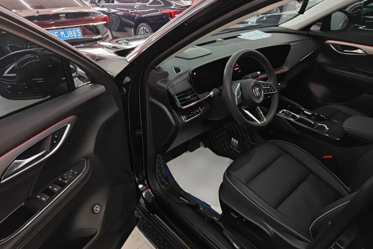 Used Buick Envision 2025 Encore Plus 28T Two-Wheel-Drive Platinum Edition