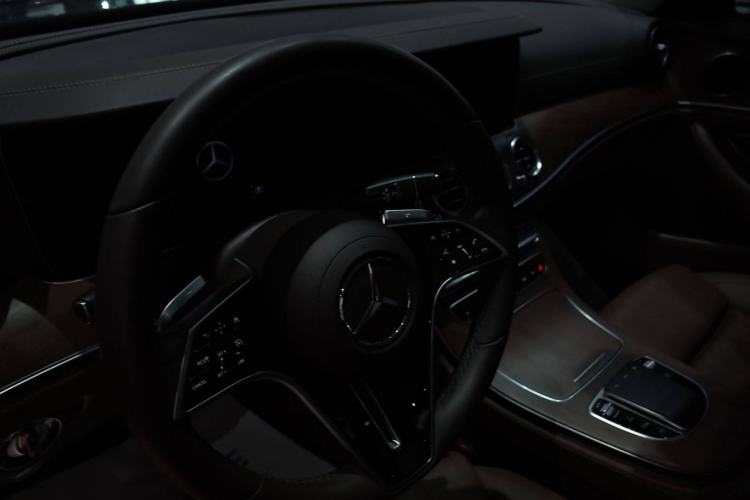 Used Mercedes-Benz E-Class 2023 Facelift E 260 L
