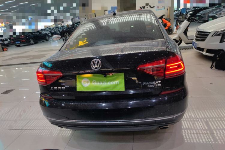 Used Volkswagen Passat 2016 330TSI DSG Luxury Edition
